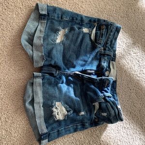 😁 2 for $12 😁 Distressed shorts. Favorite style.